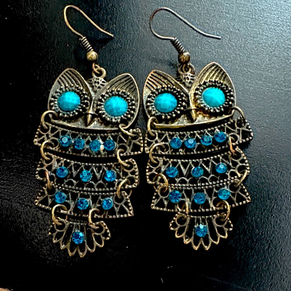 Vintage Owl Earrings with Turquoise color Accents bronze tone